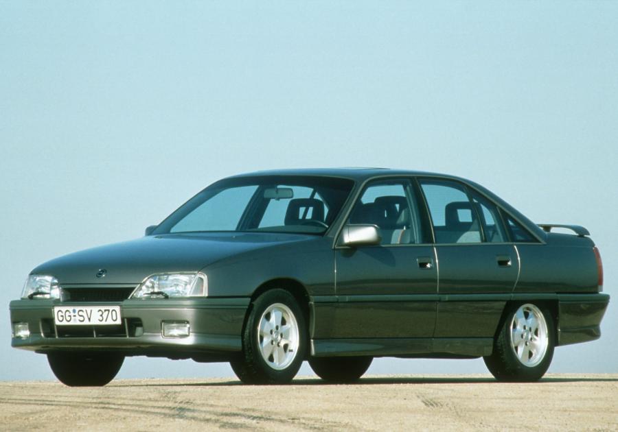  Opel Omega 3000 (A) 1987 года  (фото 9 из 29)